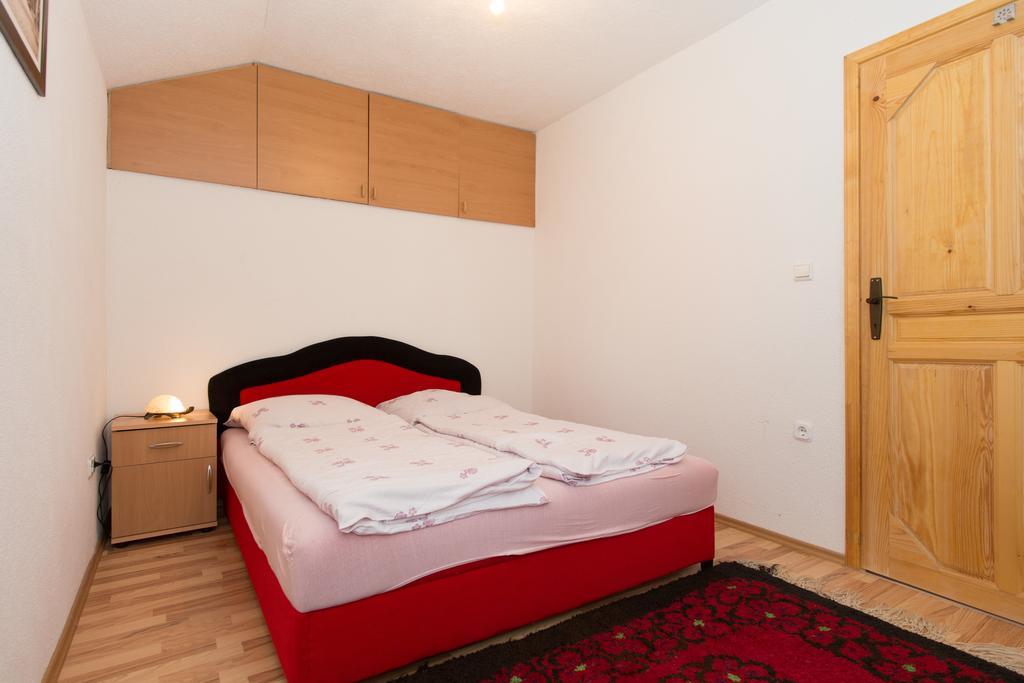 Em Apartment Saraybosna Oda fotoğraf